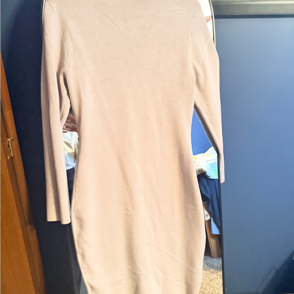 Express Cream Long Sleeve Dress - Picture 2 of 4